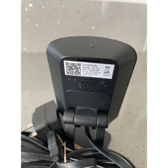 SimpliSafe SimpliCam 1080p Wired Security Camera Black SSCM2)w stand power block - Picture 3 of 5